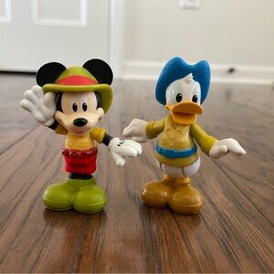 Disney Adventure Duo Mickey and Donald Figures